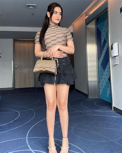 Post 14 : Sassy Poonam .